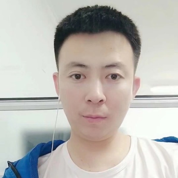 内向苦恋冷月的照片