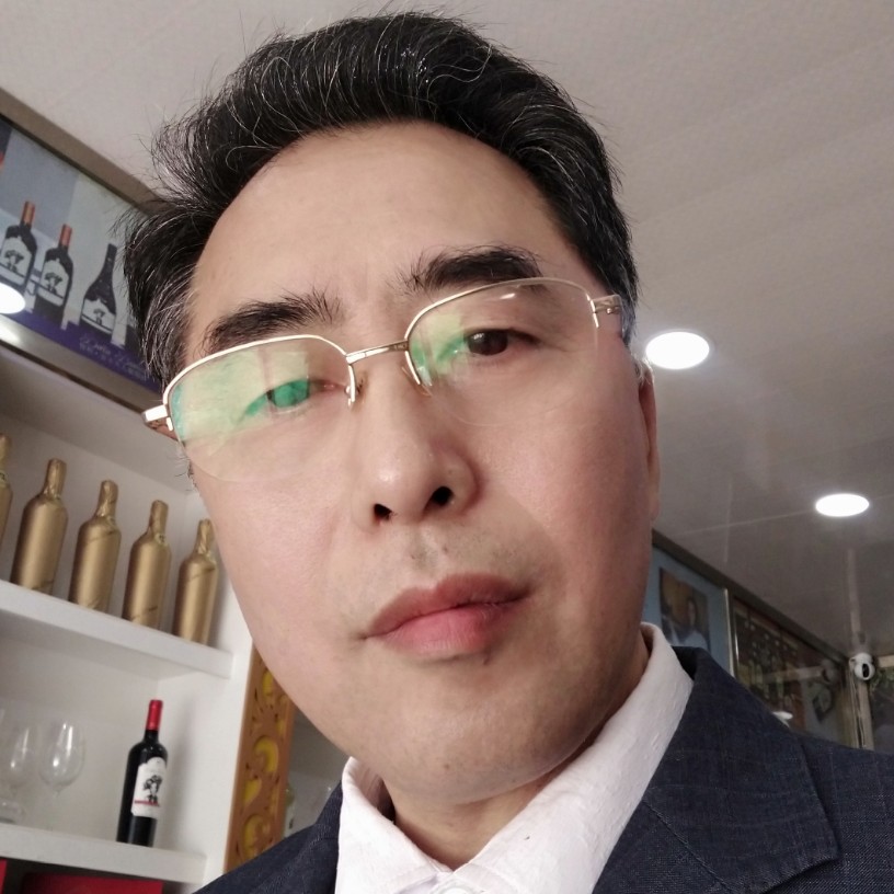体贴保卫玫瑰的照片