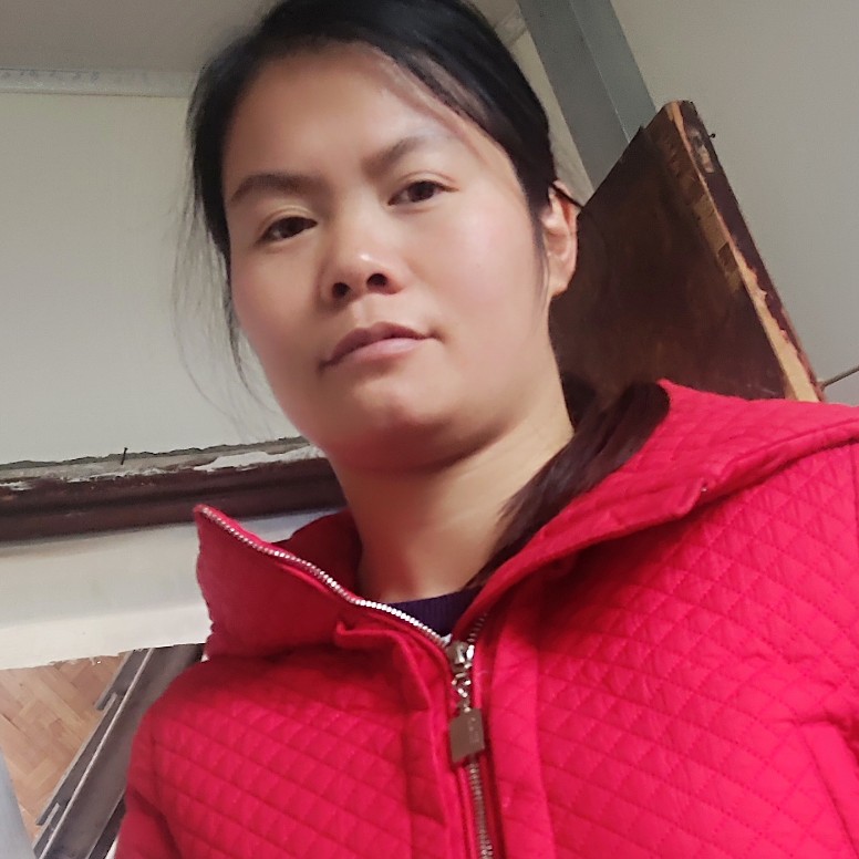 帅气有爆米花的照片