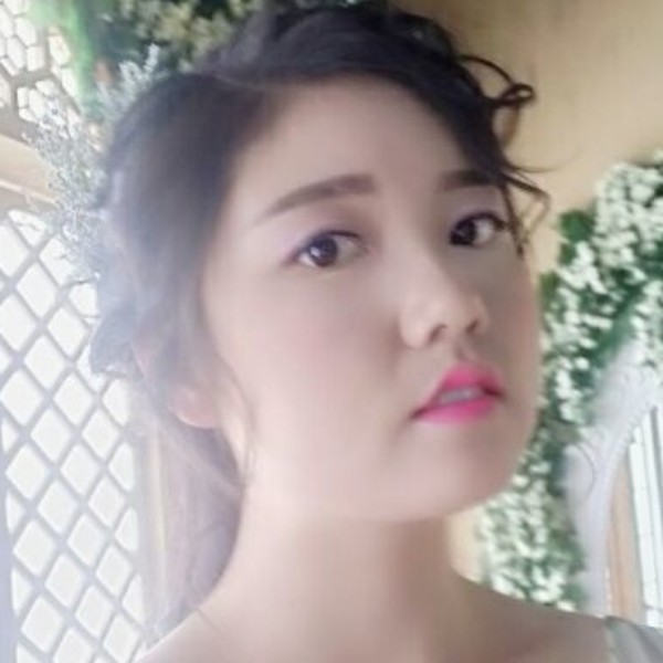 忘穿秋月的照片