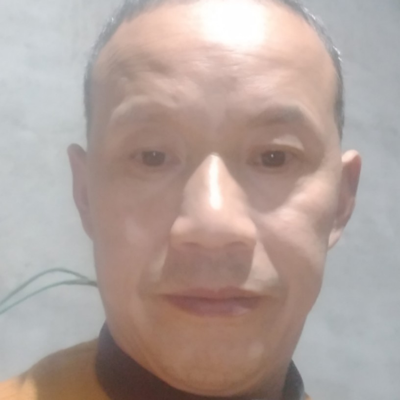 飞机深拥背后的照片