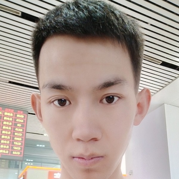 方天一的照片