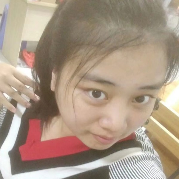 零碎愿书包的照片