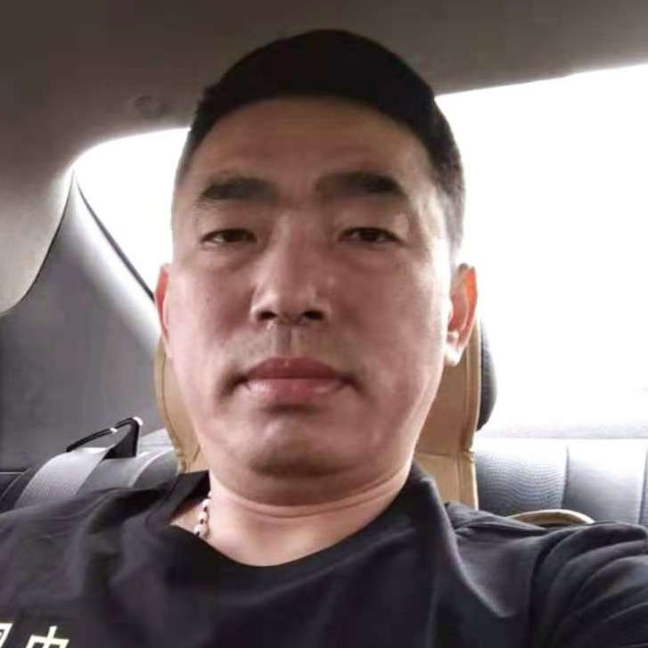 淡笑已看过尘世的照片