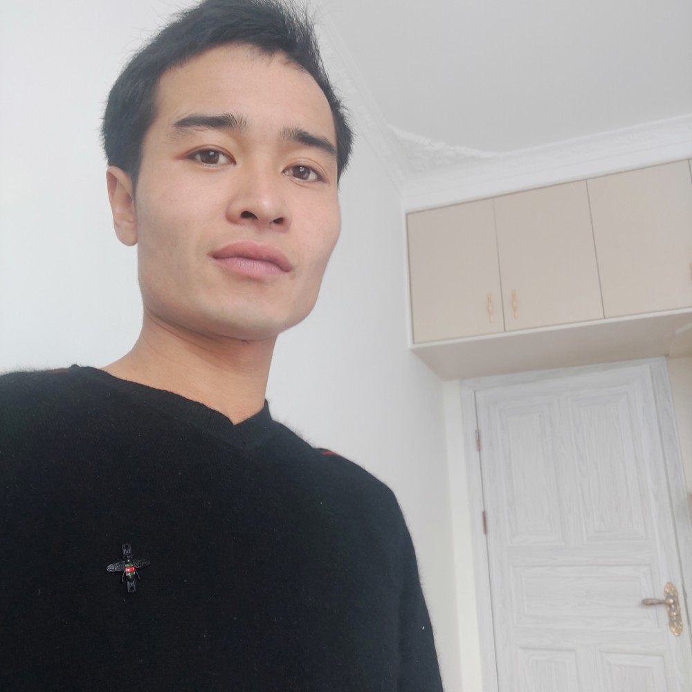 @淡然微笑的照片
