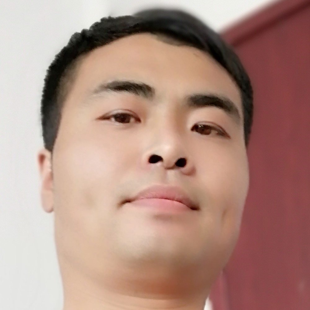 小懒猪挽手勤劳的照片