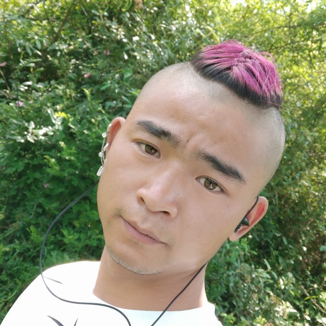烟为伴酒为友？的照片