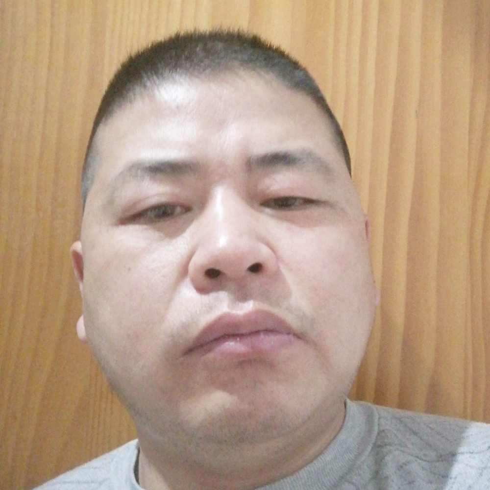 大门结实的照片