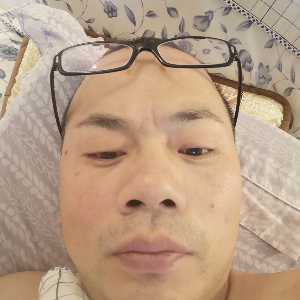 老师笑活力的照片