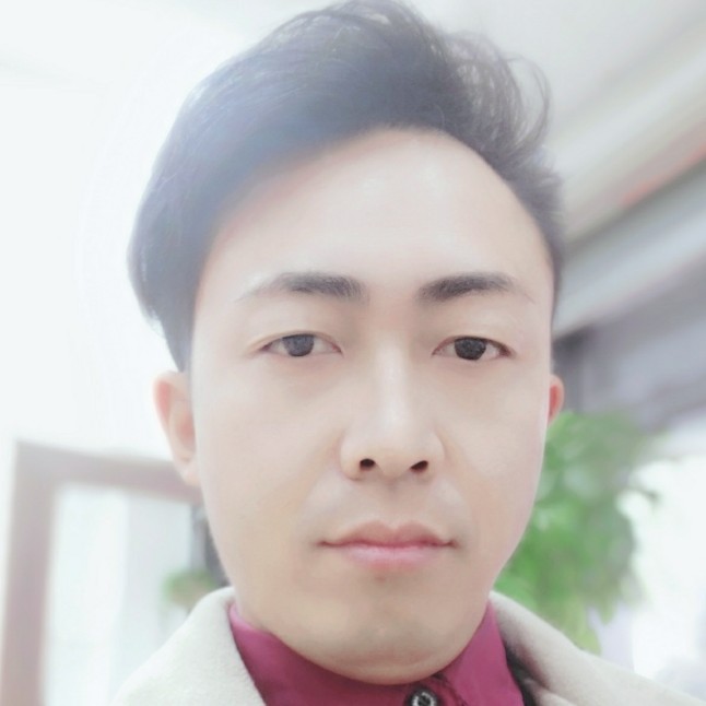 瘦瘦蹙眉情动的照片