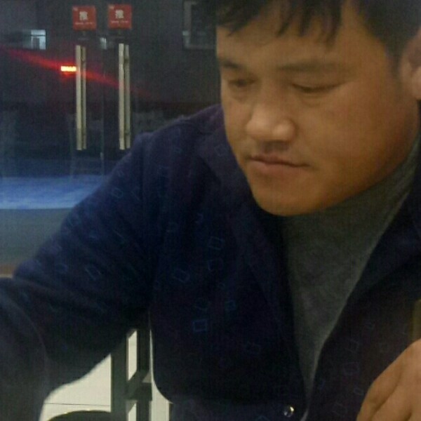 受伤凝眸钻石的照片