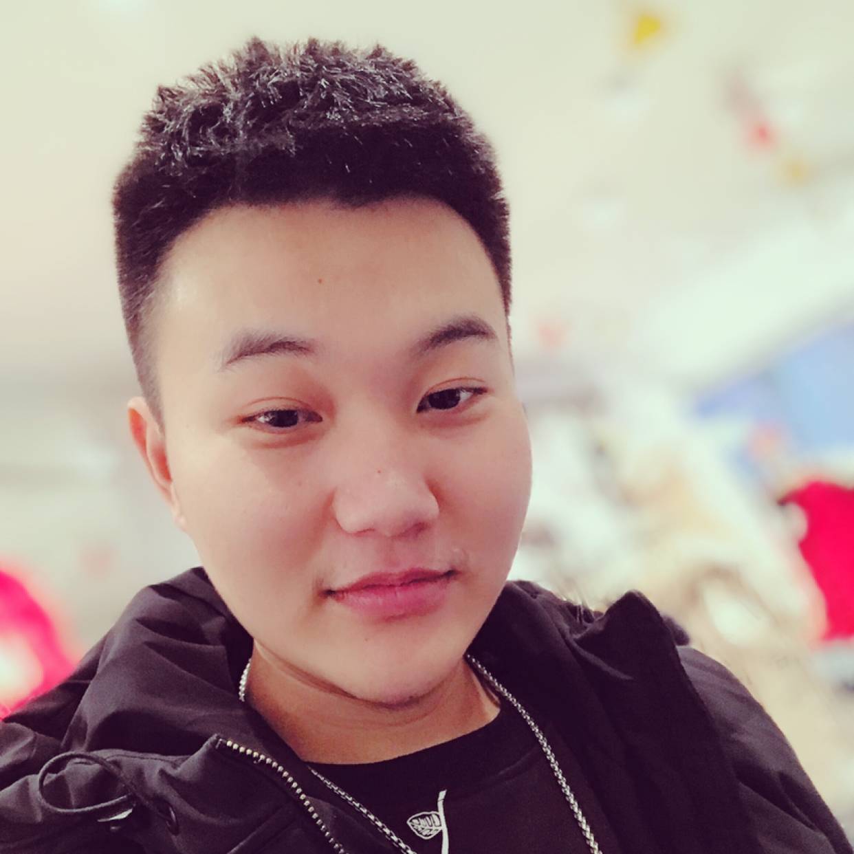 张汉泉的照片
