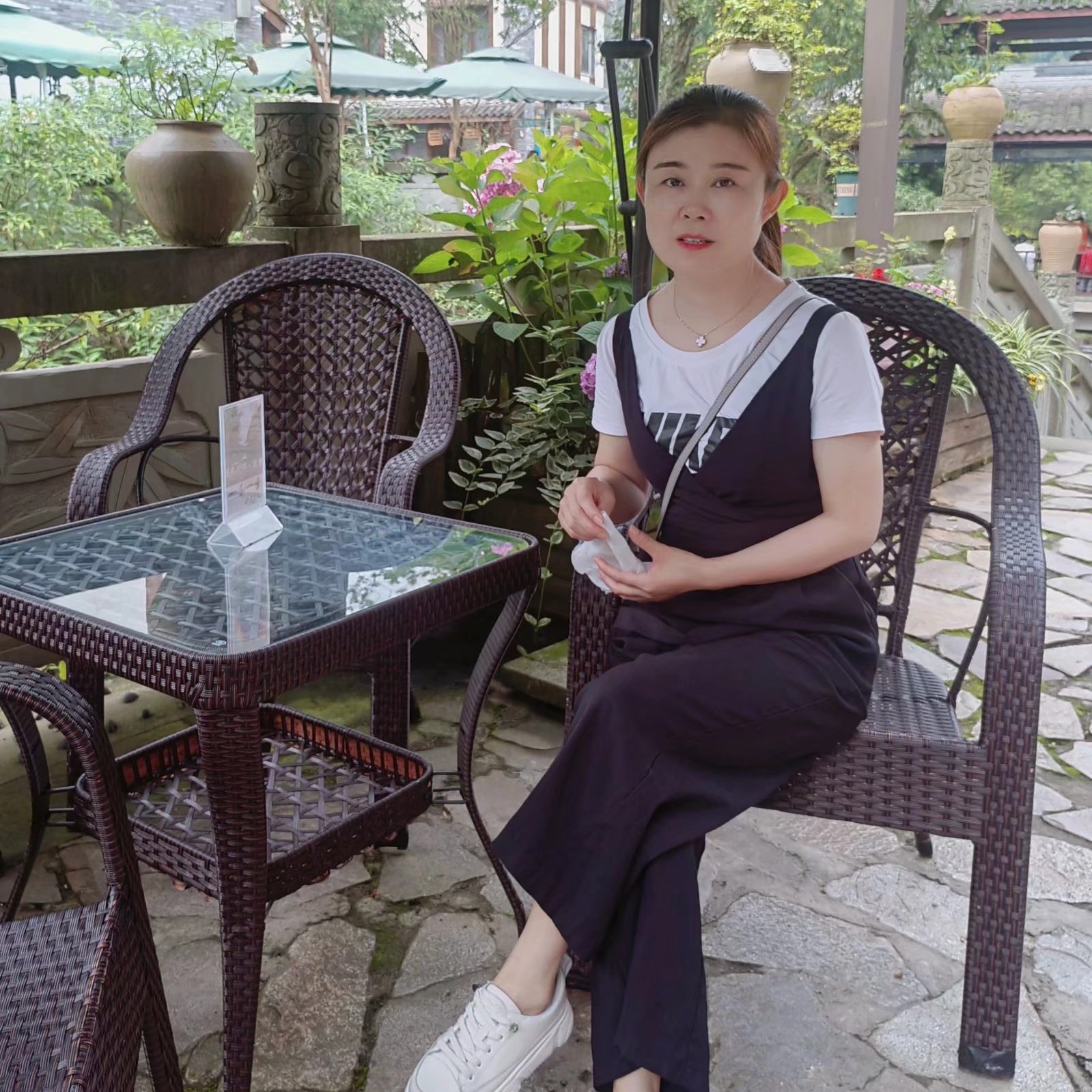 回眸不能一笑的照片