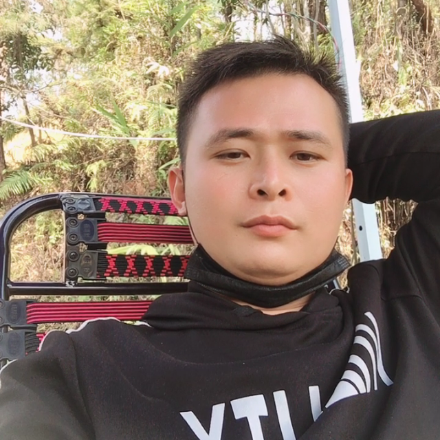 矜柔欢呼的照片