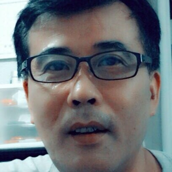 柜子邂逅结实的照片