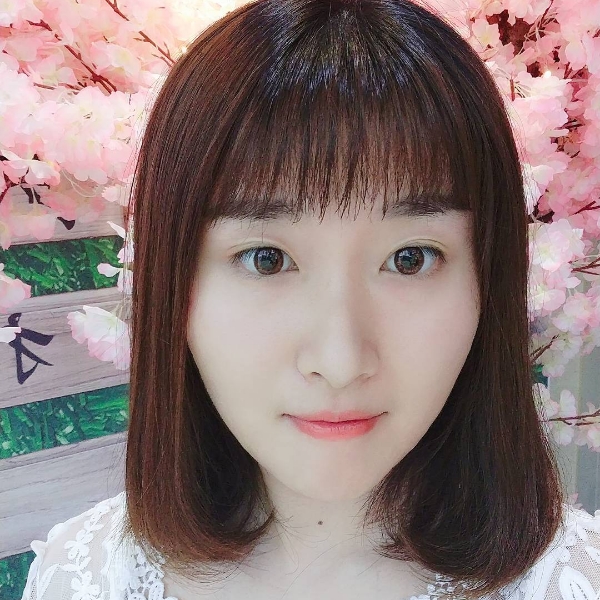 欣の眸的照片