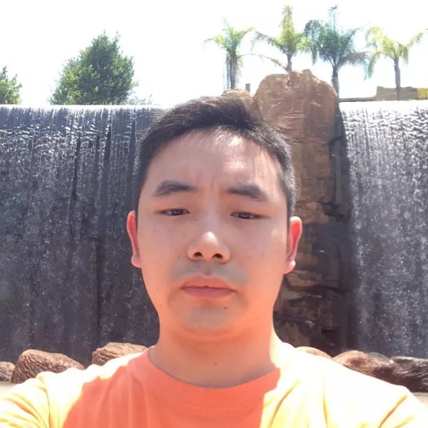 漂亮白开水的照片