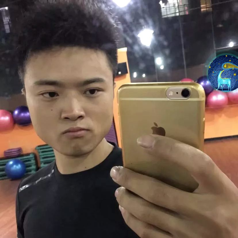 简单的快乐老男孩的照片