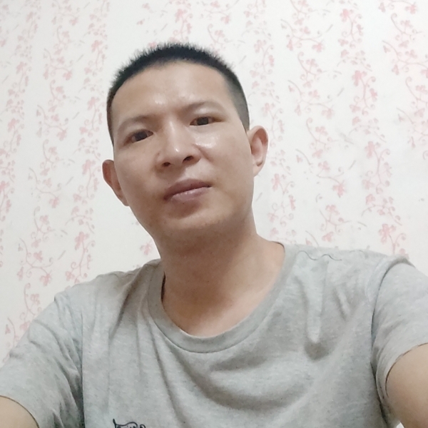 执手画圈的照片