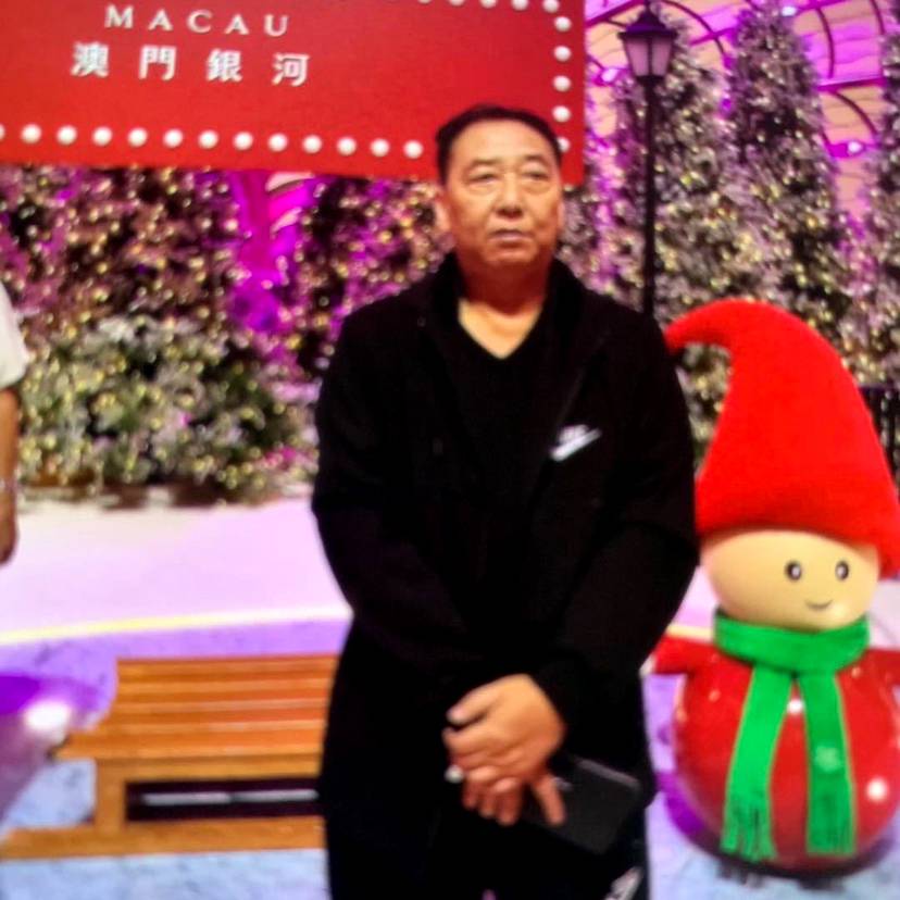 陈高明的照片