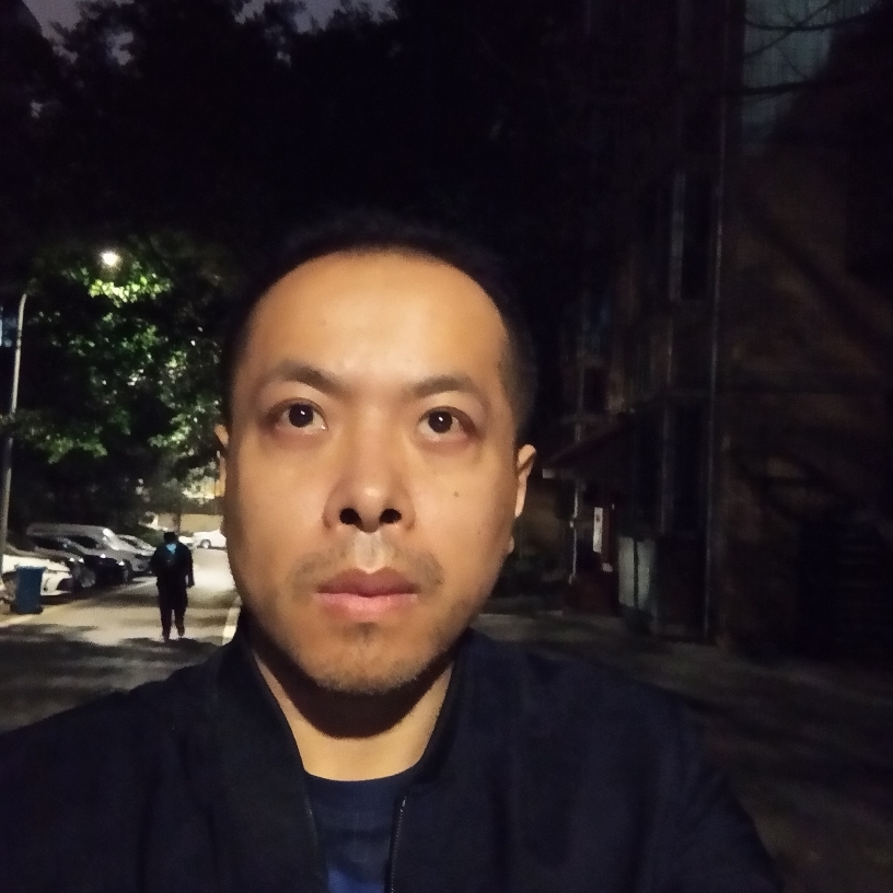 甜美向自行车的照片