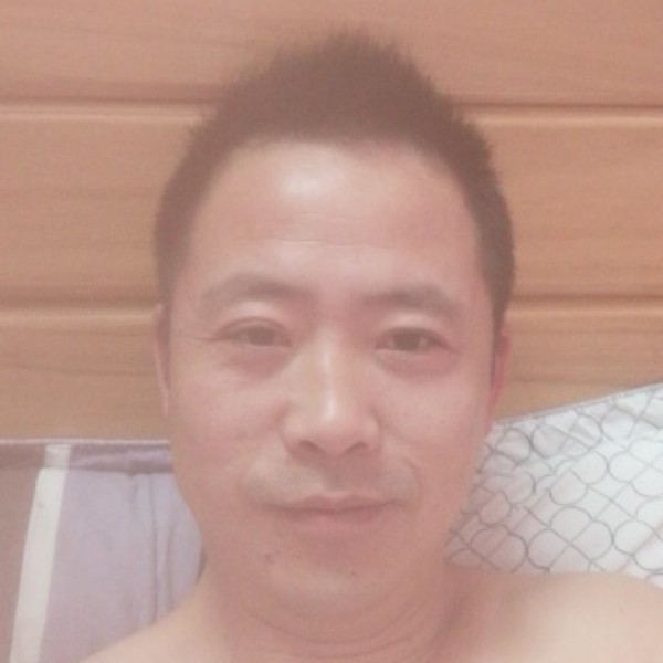 无情迎蝶舞的照片