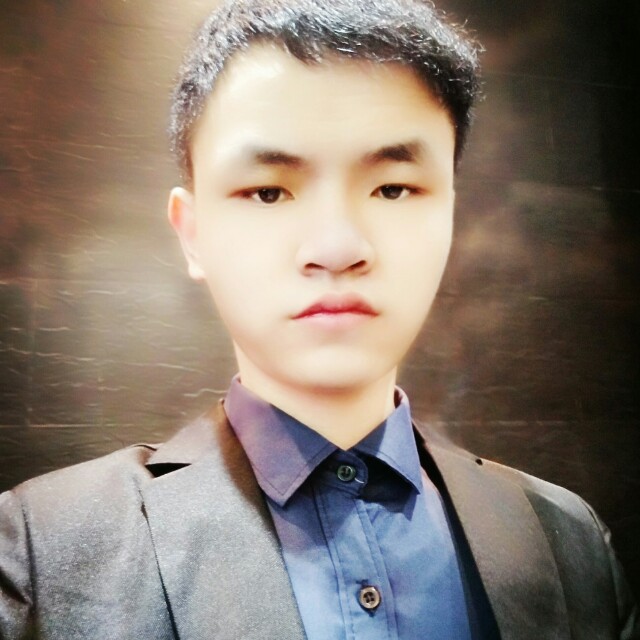 悦耳长颈鹿的照片