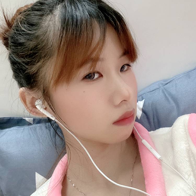 暴燥小萝莉的照片