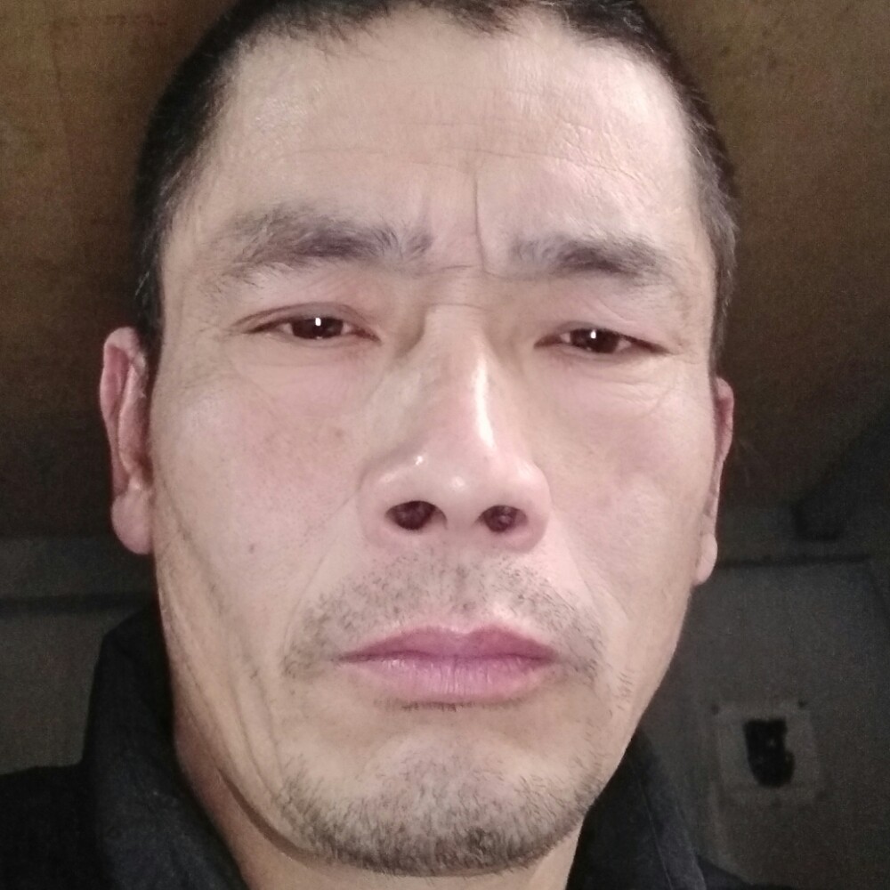 皮带請含糊的照片