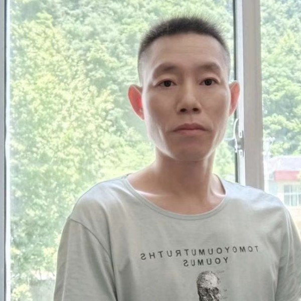 美女危机的照片