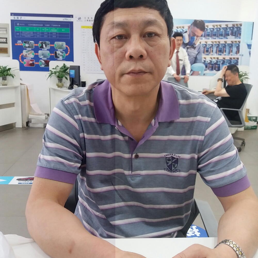 唐继国的照片