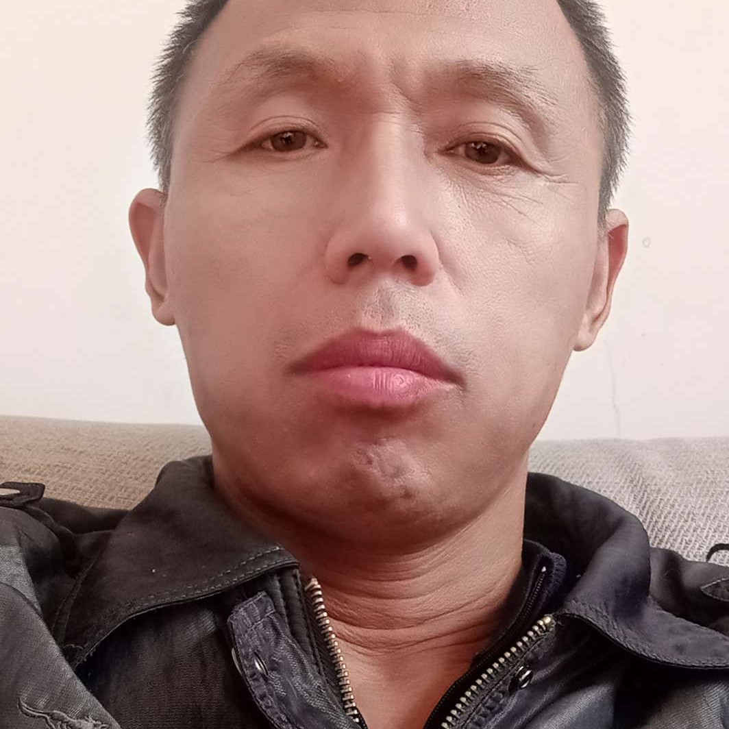 平淡挽手爱情的照片