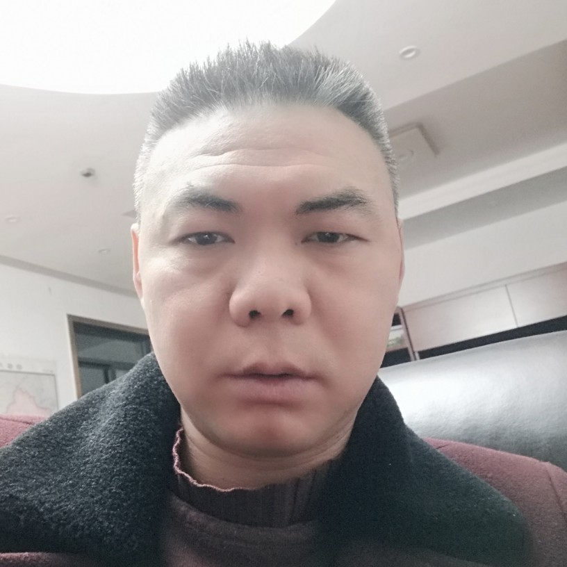 晨阳漫步的照片