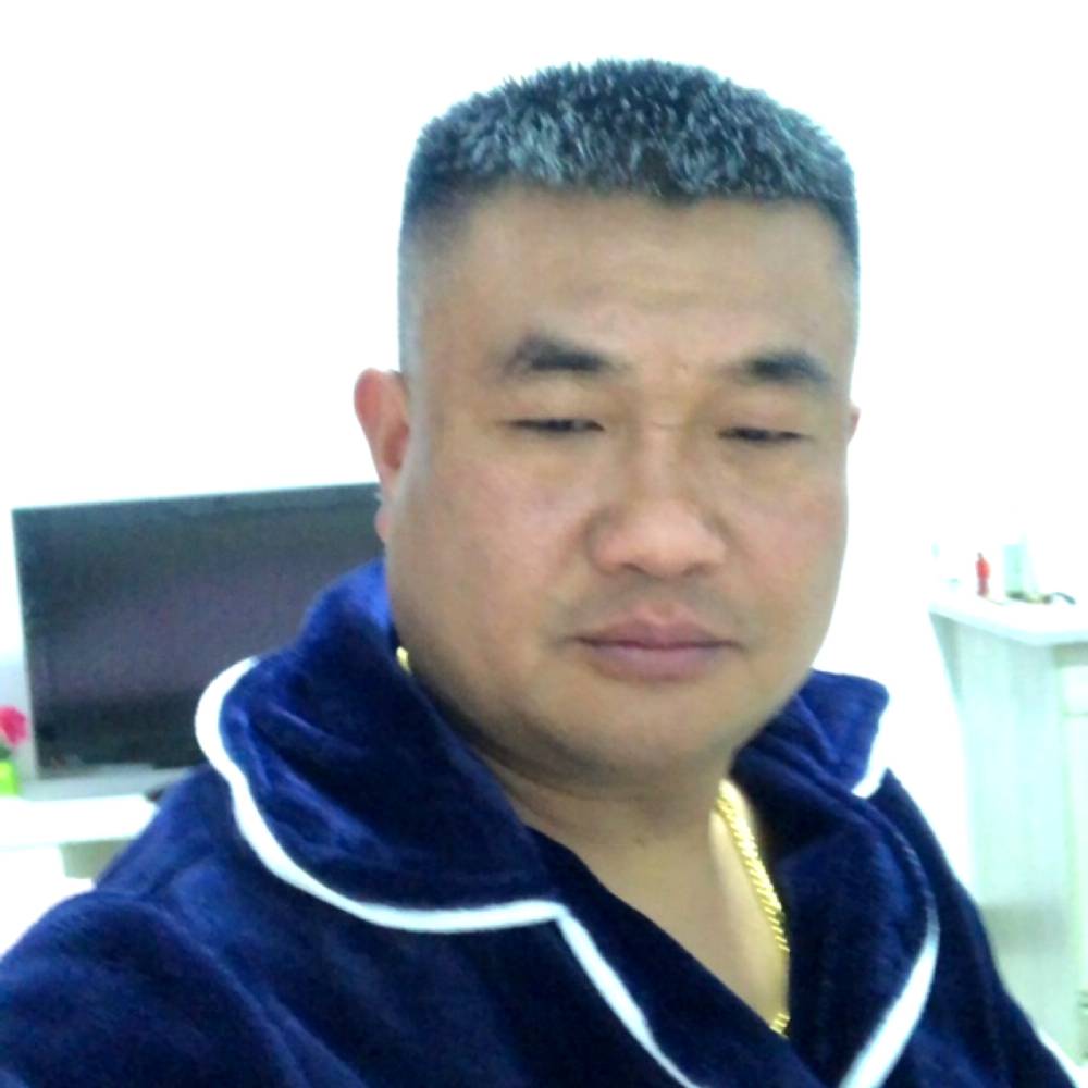 愤怒蹁跹书包的照片