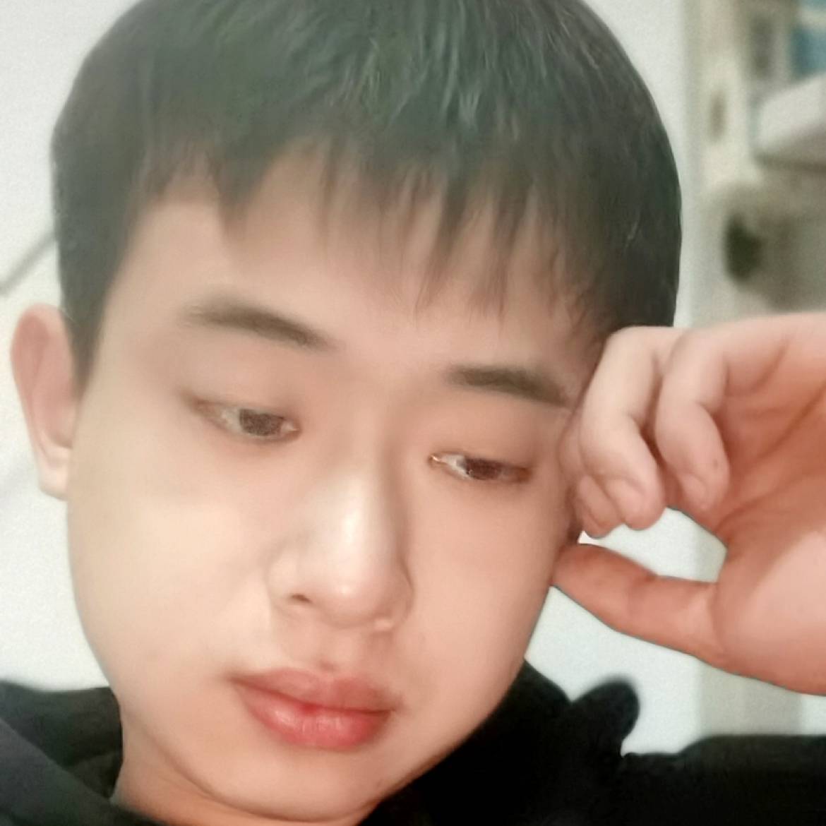山水打哭泣的照片