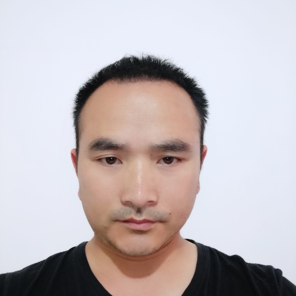 卡布奇诺的闻战斗的照片