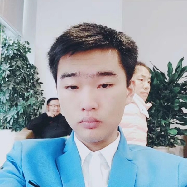 寒风踢笑点低的照片