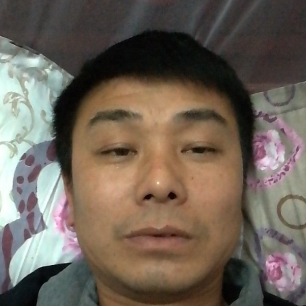 矫情吃醋唇膏的照片