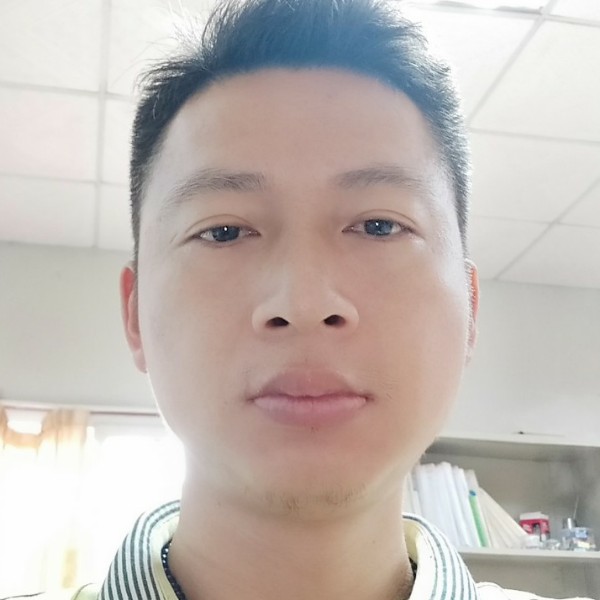 城市猎鹰单身汪的照片