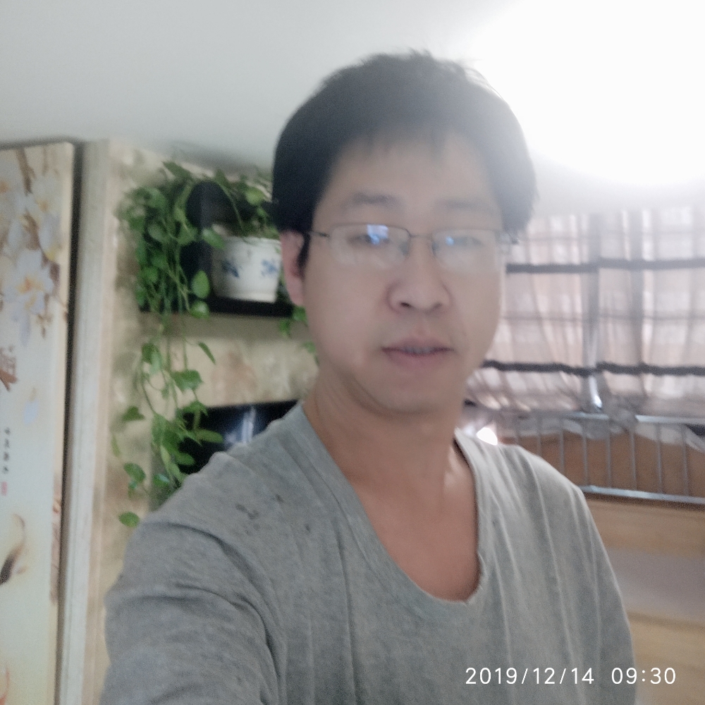 乐乐哥哥的照片