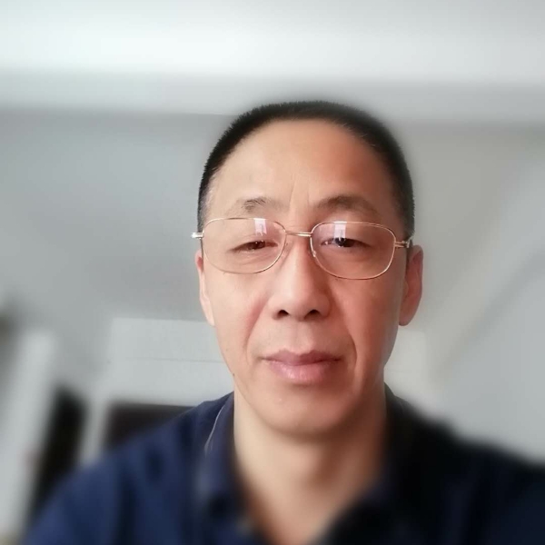大神踢开朗的照片
