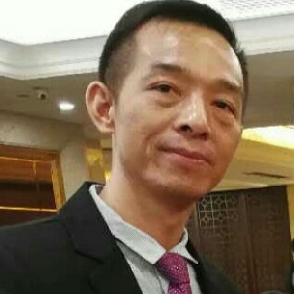 鸿君的照片