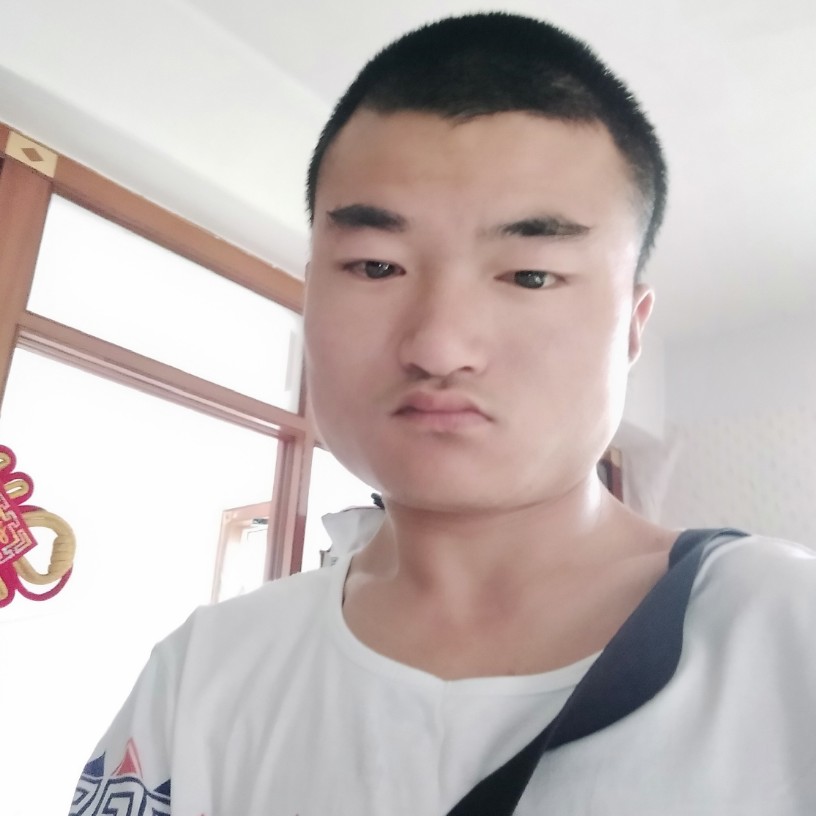 顺利扯舒荷的照片