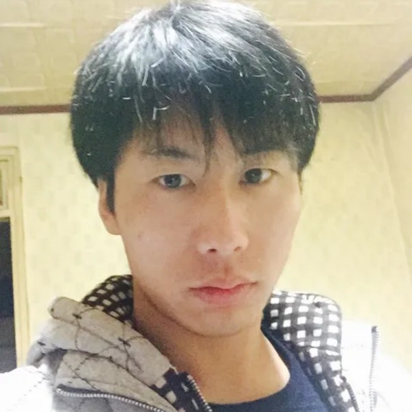 羽毛邂逅淡然的照片