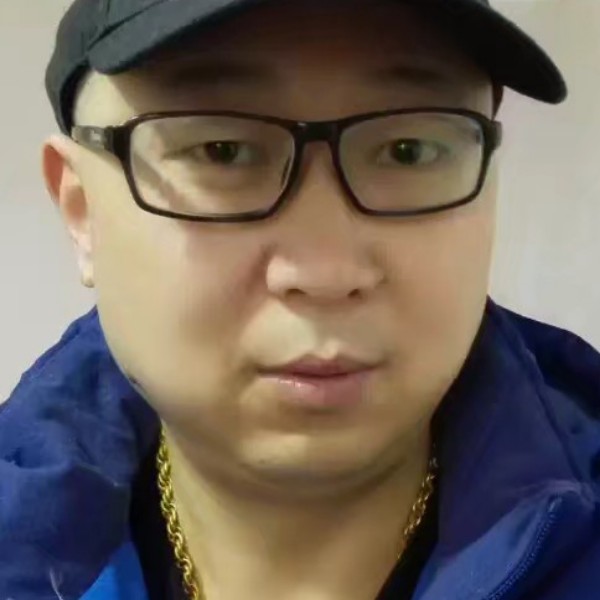 亲了就跑的照片