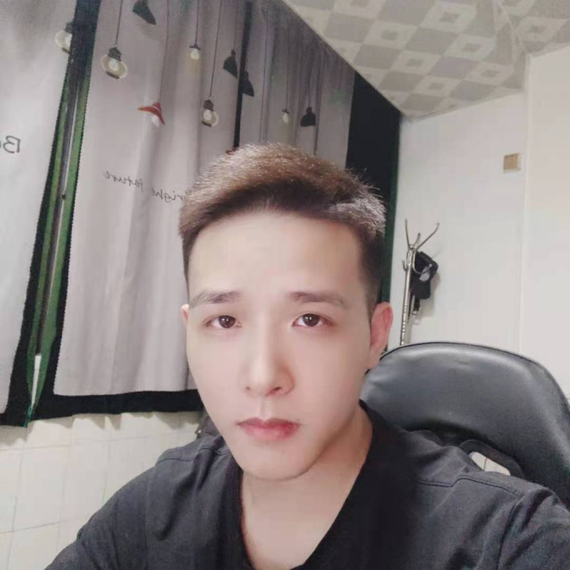 饱满有冥王星的照片