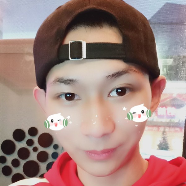 冷月苦恋洁净的照片