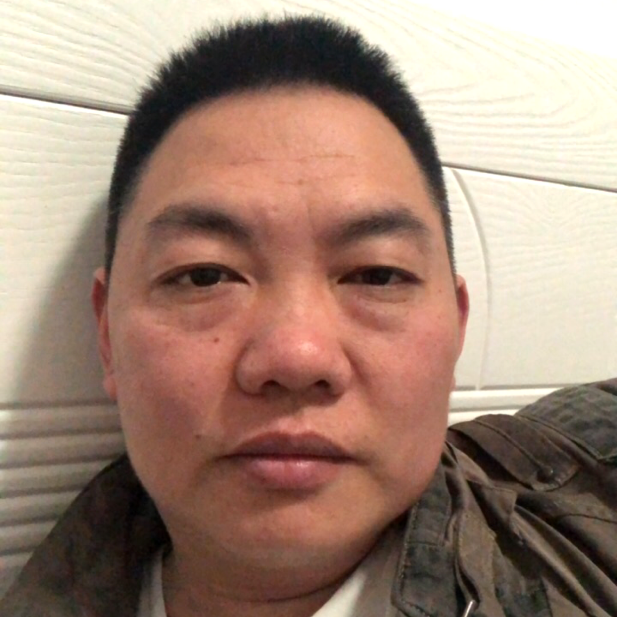 欠煤的火炉的照片