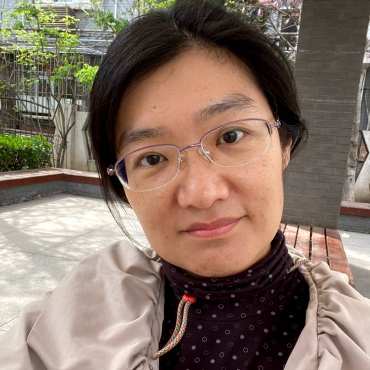 我是小艳艳的照片