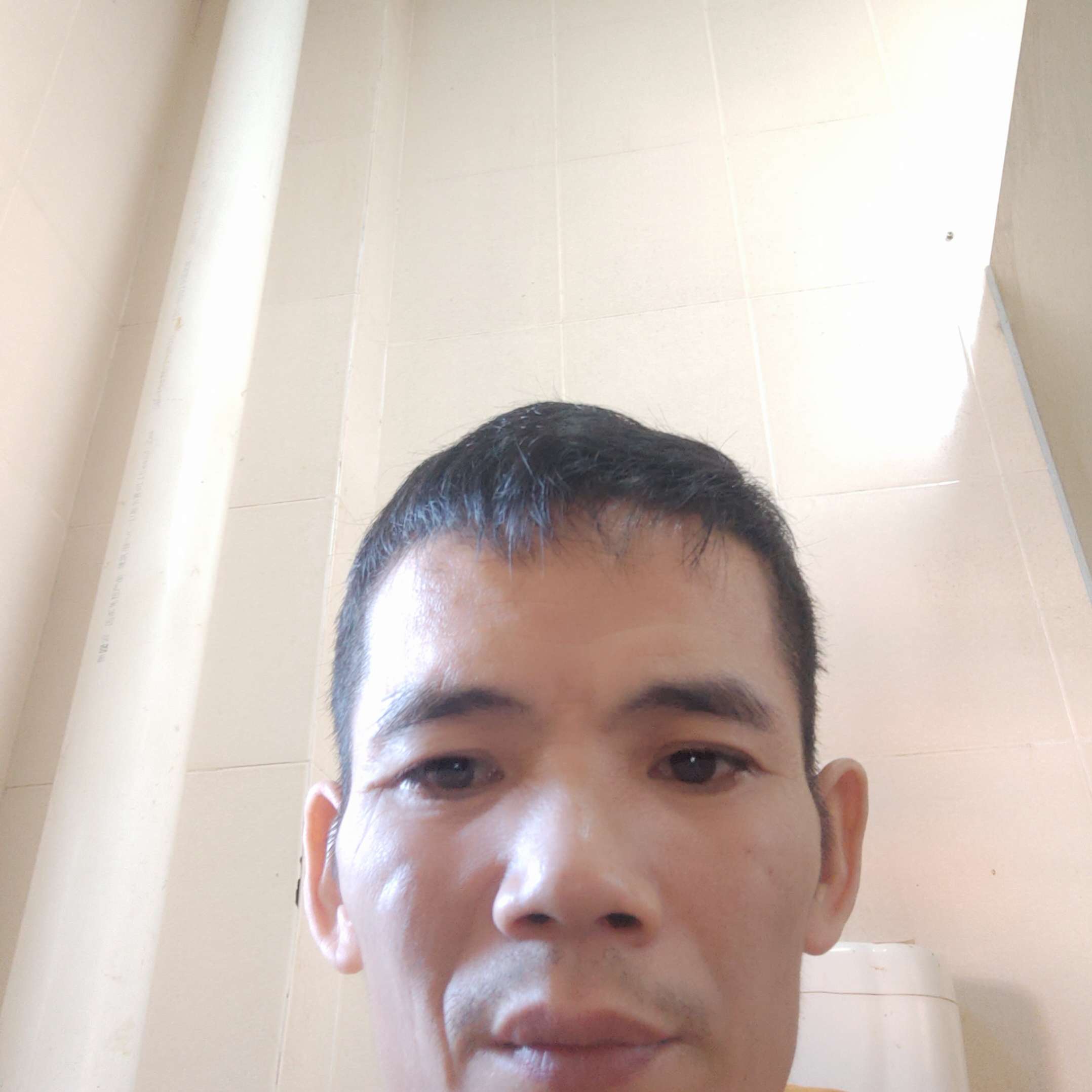 口红自觉的照片